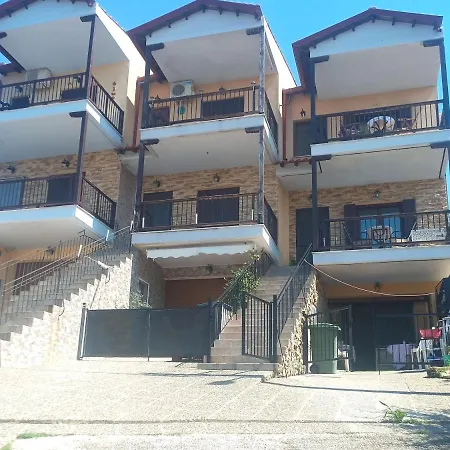 Ferienwohnung Μεζονετα Nea Roda Exterior foto