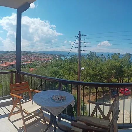Ferienwohnung Μεζονετα Nea Roda Exterior foto